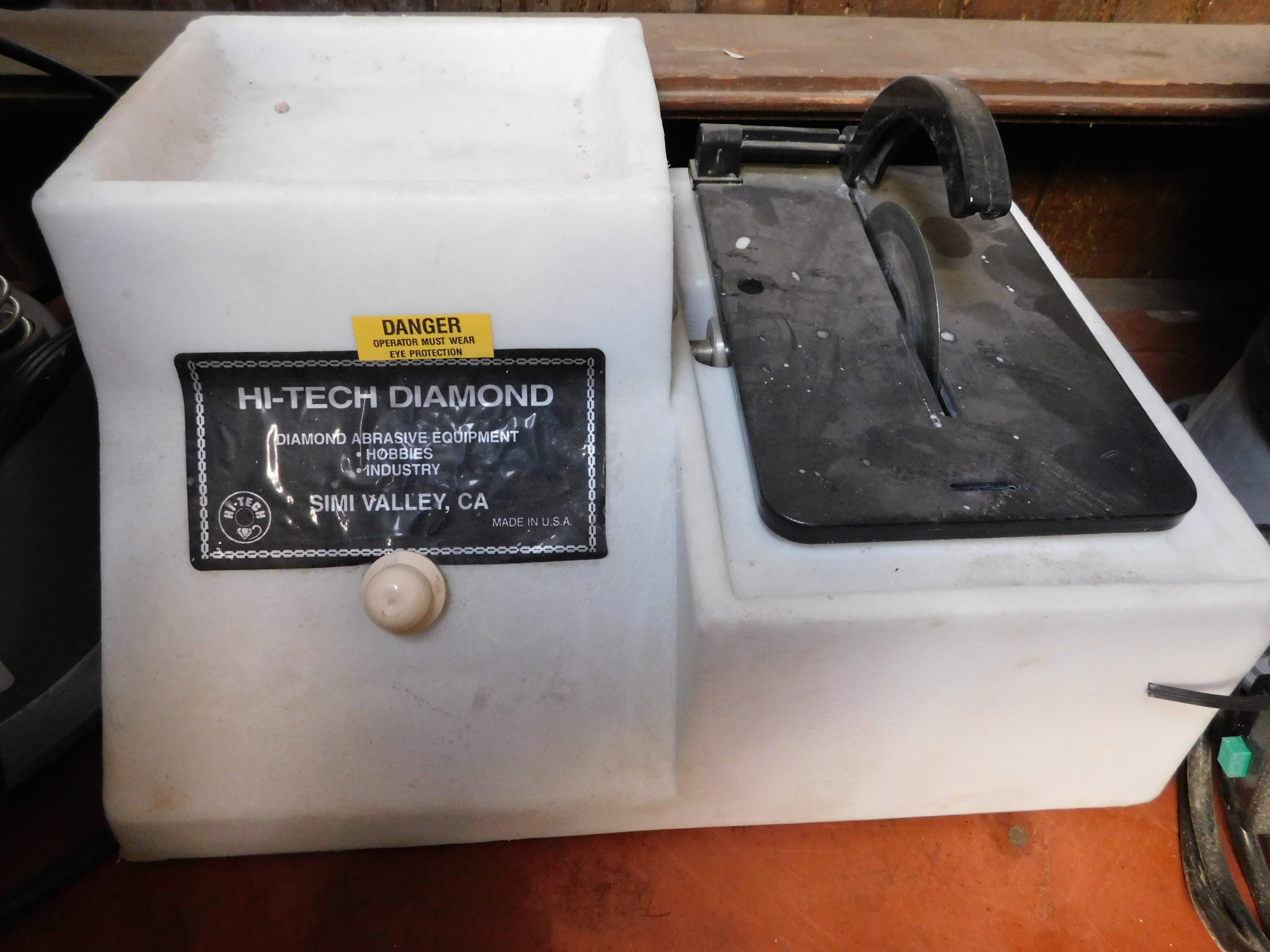 Hi Tech Trim Saw