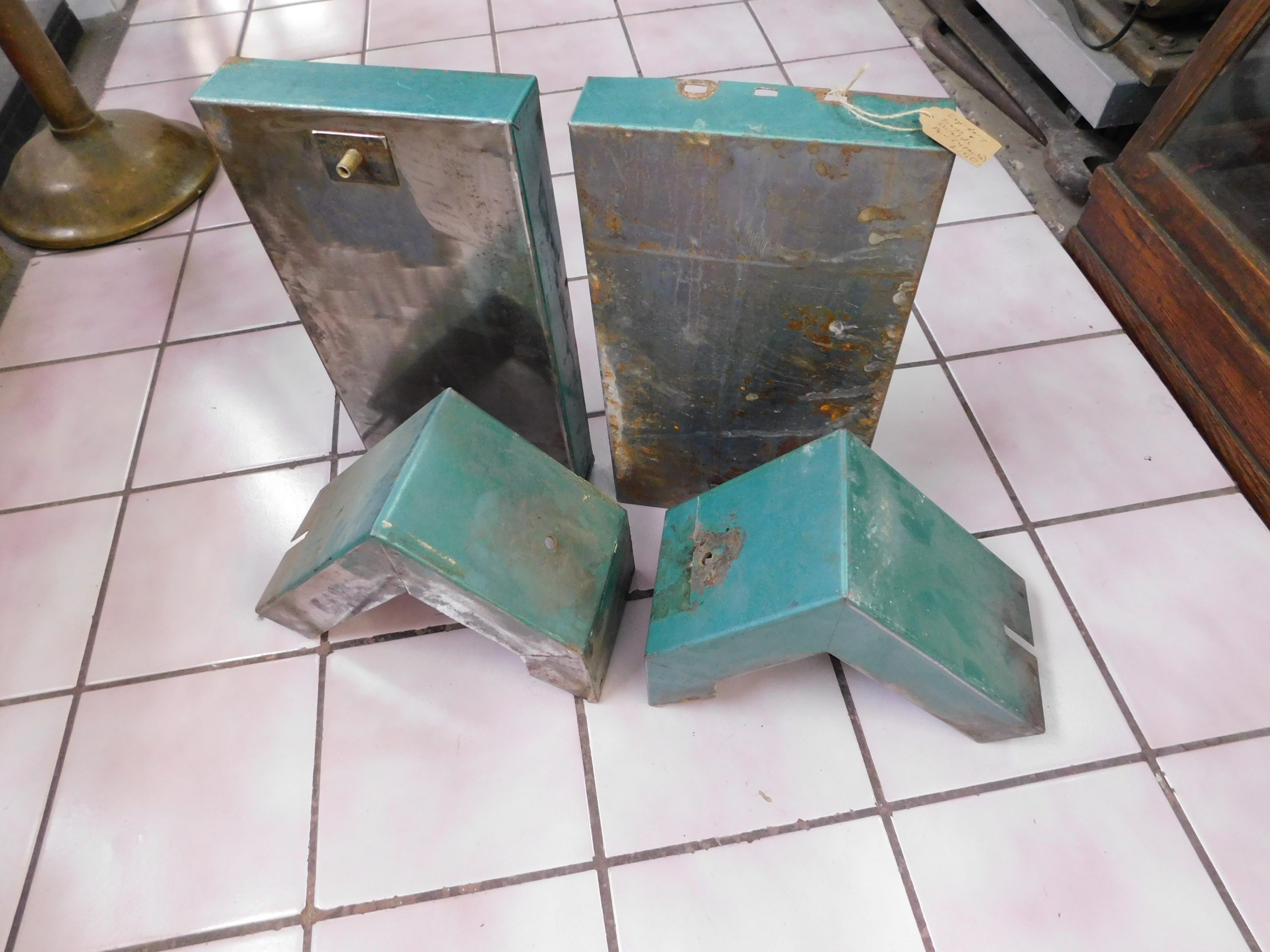 Lapidary Trays and Shields (4) piece